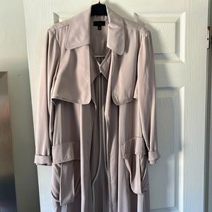Light weight trench coat